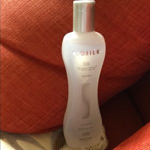 Hair product Biosilk Silk Therapy